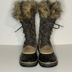 Sorel Women’s Faux Fur-Lined Winter Boots Waterproof Size 8